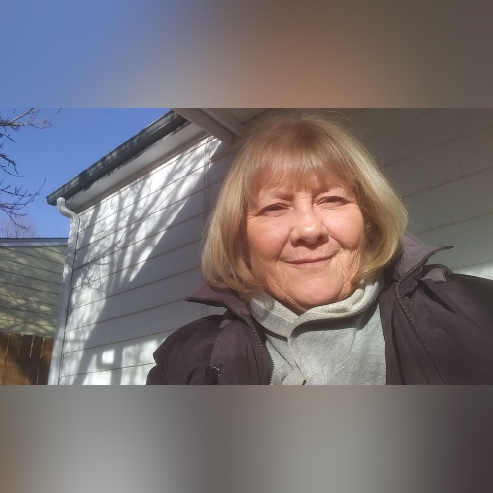 Meet your Posher, Lorraine